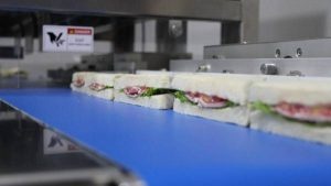 三明治是如何切割的 ？ 超声波三明治切割机你见过吗？