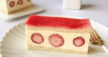 草莓牛奶冰淇淋蛋糕 - 用超声波切割机切割冰淇淋蛋糕效果好吗