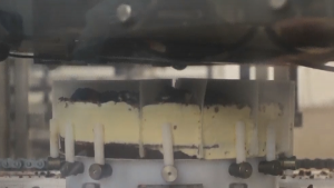 商业蛋糕切割机 - 超声波切割 - 驰飞超声波切割机